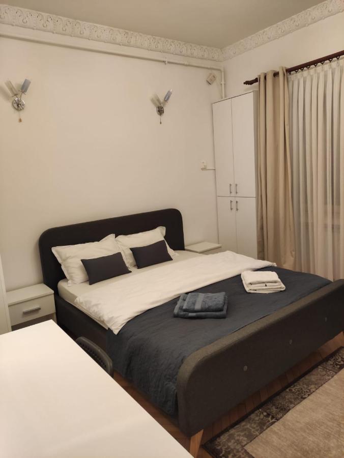 Royal Studio In Old Town Bucarest Extérieur photo